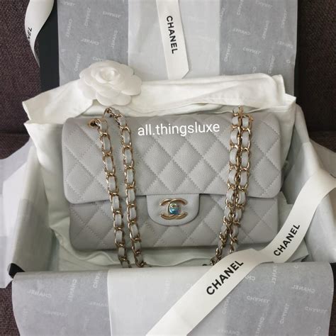 Chanel 21a Dove Grey Classic Flap : r/chanel .